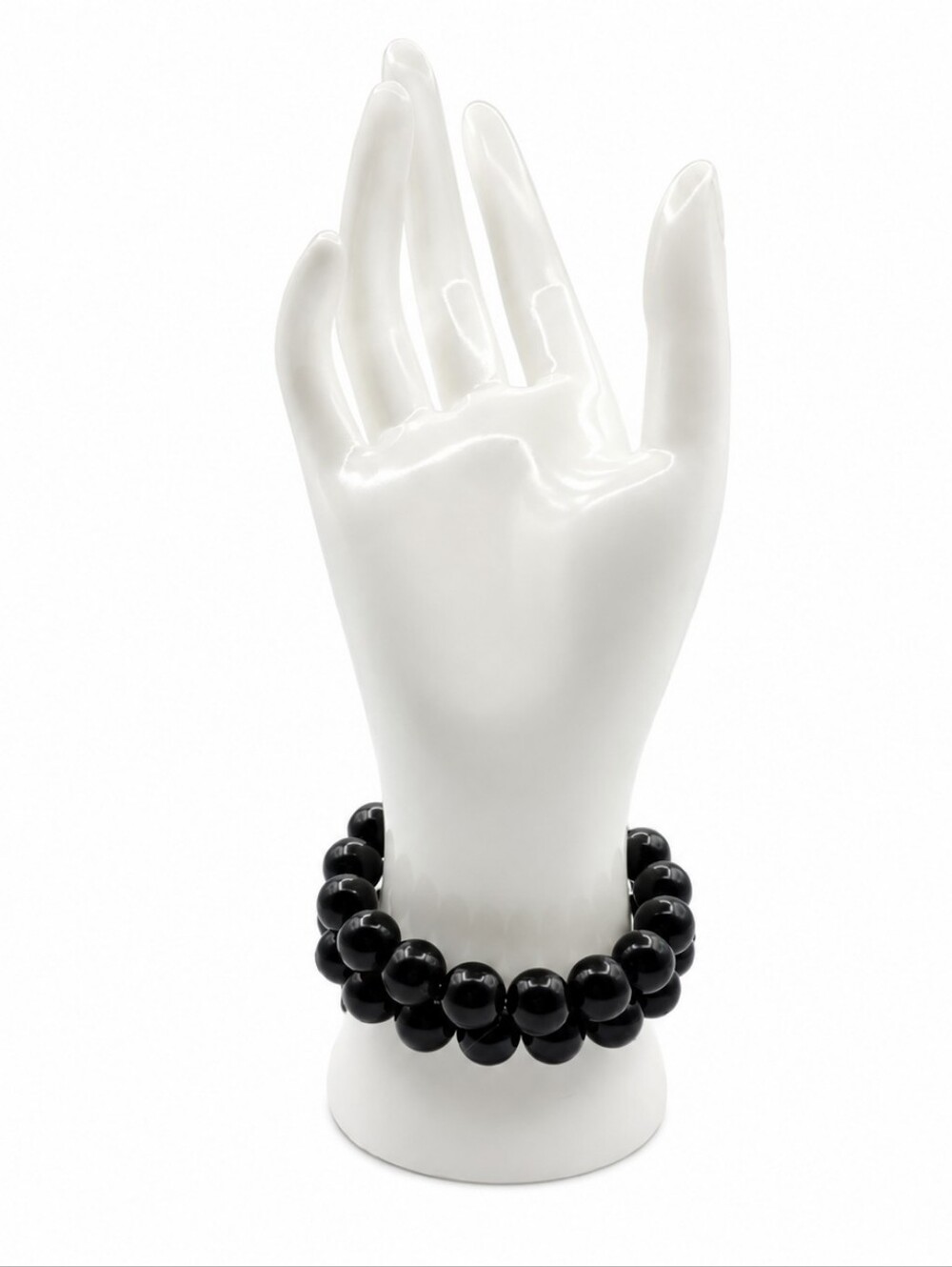 ๐Elegant and dramatic black beaded bracelet featuring beautiful sculpted black - Picture 7 of 7